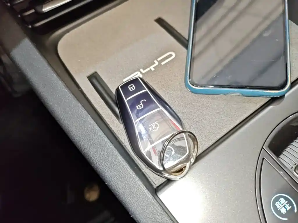 BYD Seal 06 — миниатюра 9