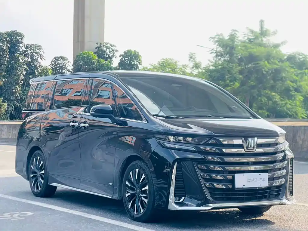 Toyota Vellfire — миниатюра 2