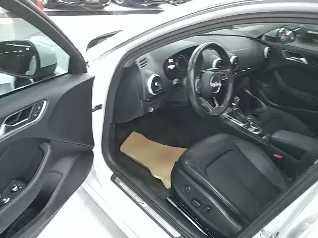 Audi A3 — миниатюра 16