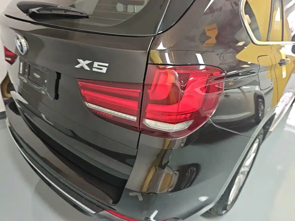 BMW X5 (Import) — миниатюра 8