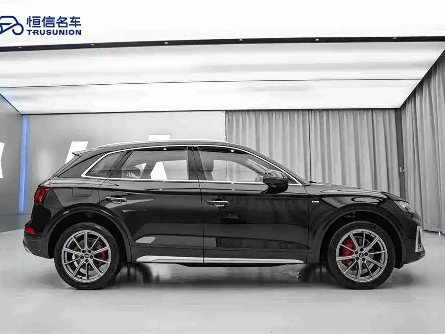 Audi Q5L — миниатюра 4