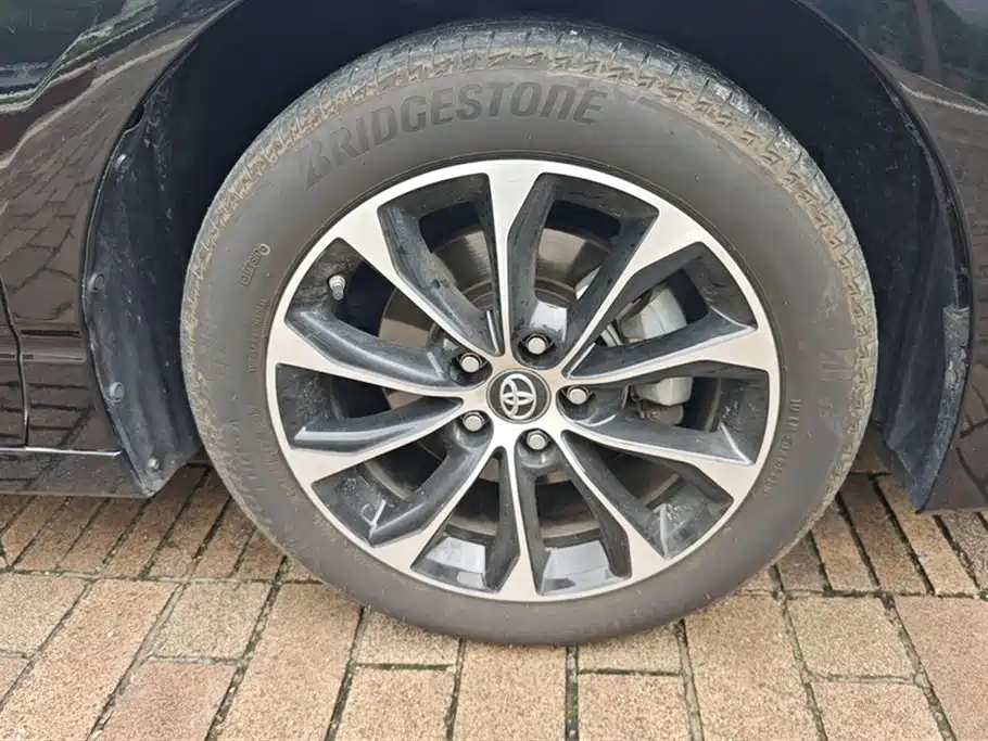 Toyota Avalon 2023 2.5L Luxury