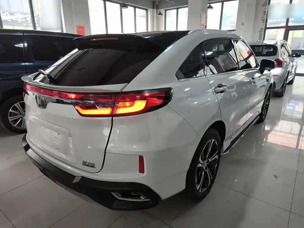 Honda UR-V 2017 370TURBO Luxury V
