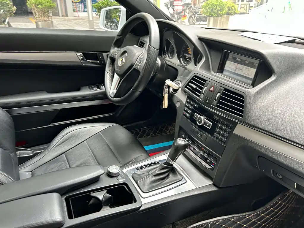 Mercedes-Benz E-Class (Import) — миниатюра 9