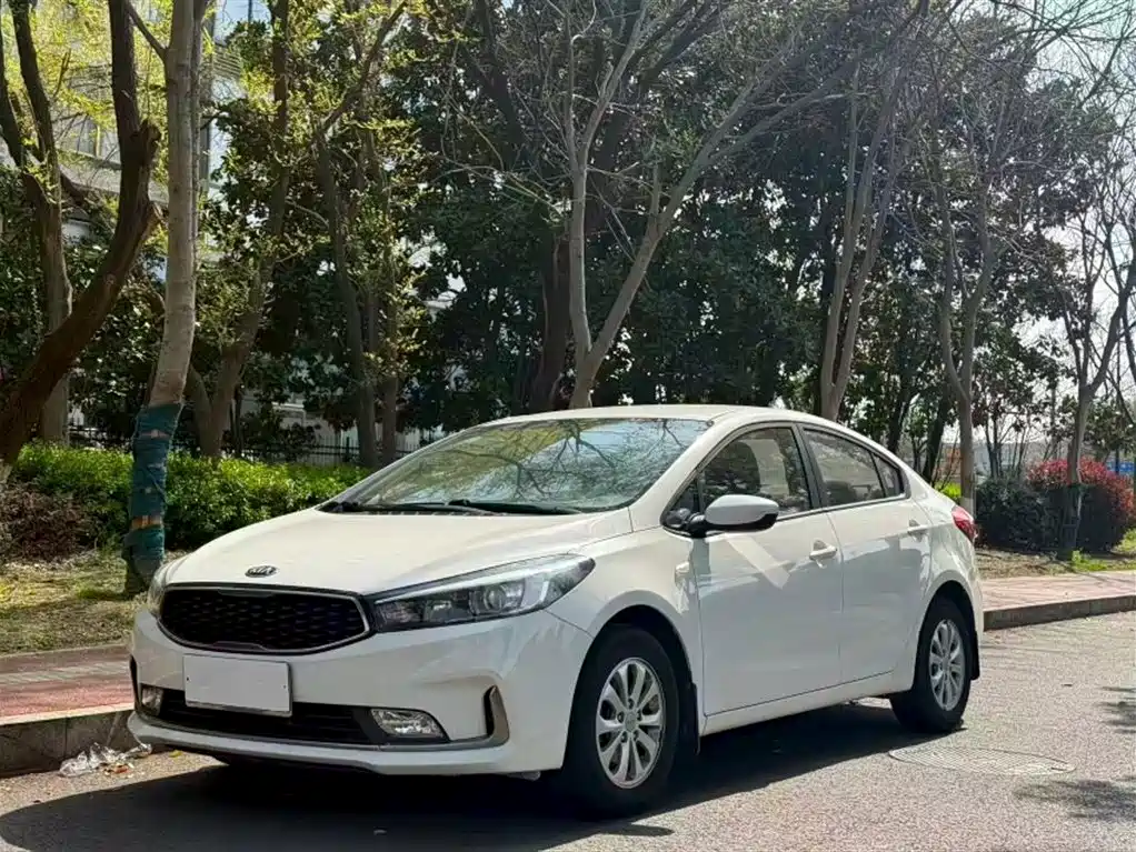 Kia K3 2016