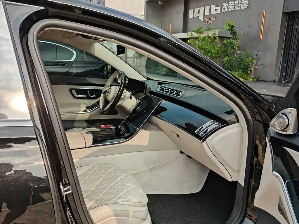 Mercedes-Benz S-Class — миниатюра 10