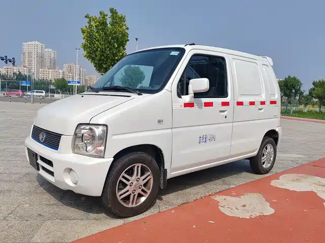 BAIC CHANGHE BAIC EC100 2017