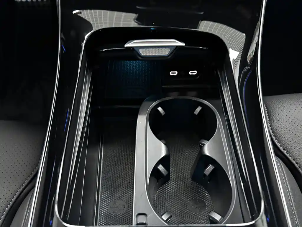 Mercedes-Benz C-Class New Energy — миниатюра 20