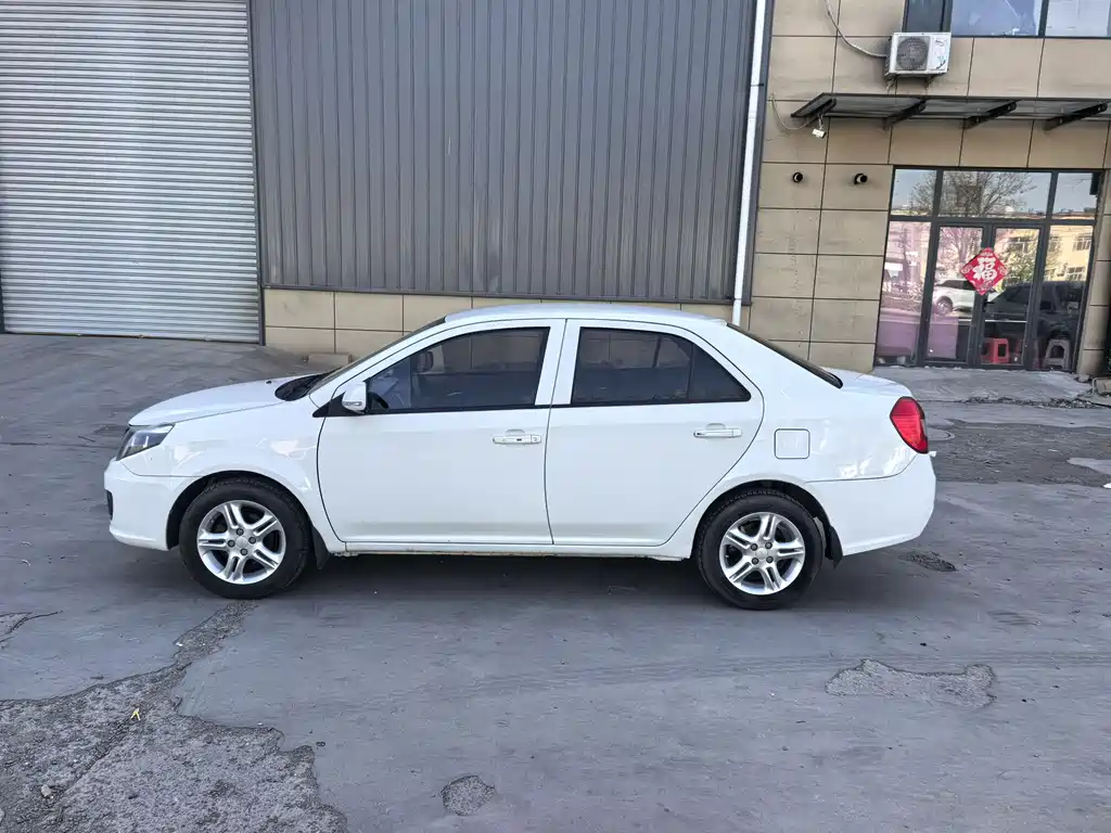 Geely Jingang 2014 1.5L MT