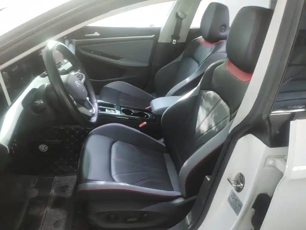 Volkswagen Lamando — миниатюра 15
