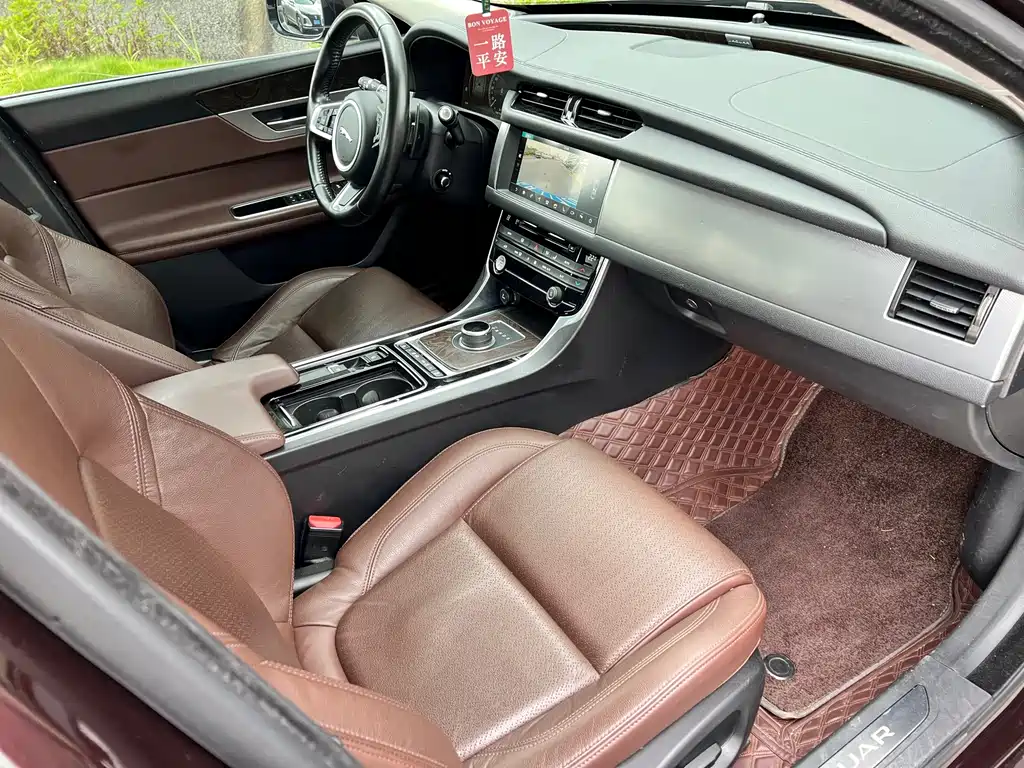 Jaguar XFL XFL 2.0T 250PS Luxury Edition, фото 12