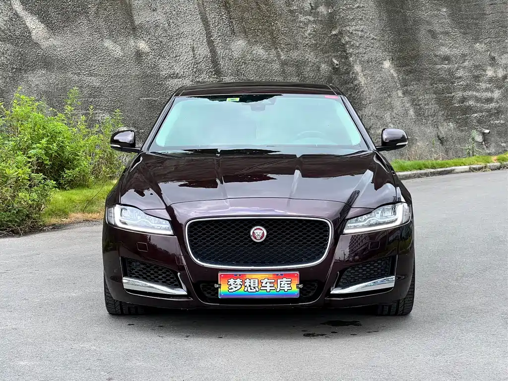Jaguar XFL XFL 2.0T 250PS Luxury Edition, фото 2