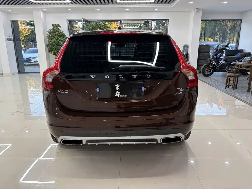 Volvo V60 — миниатюра 5
