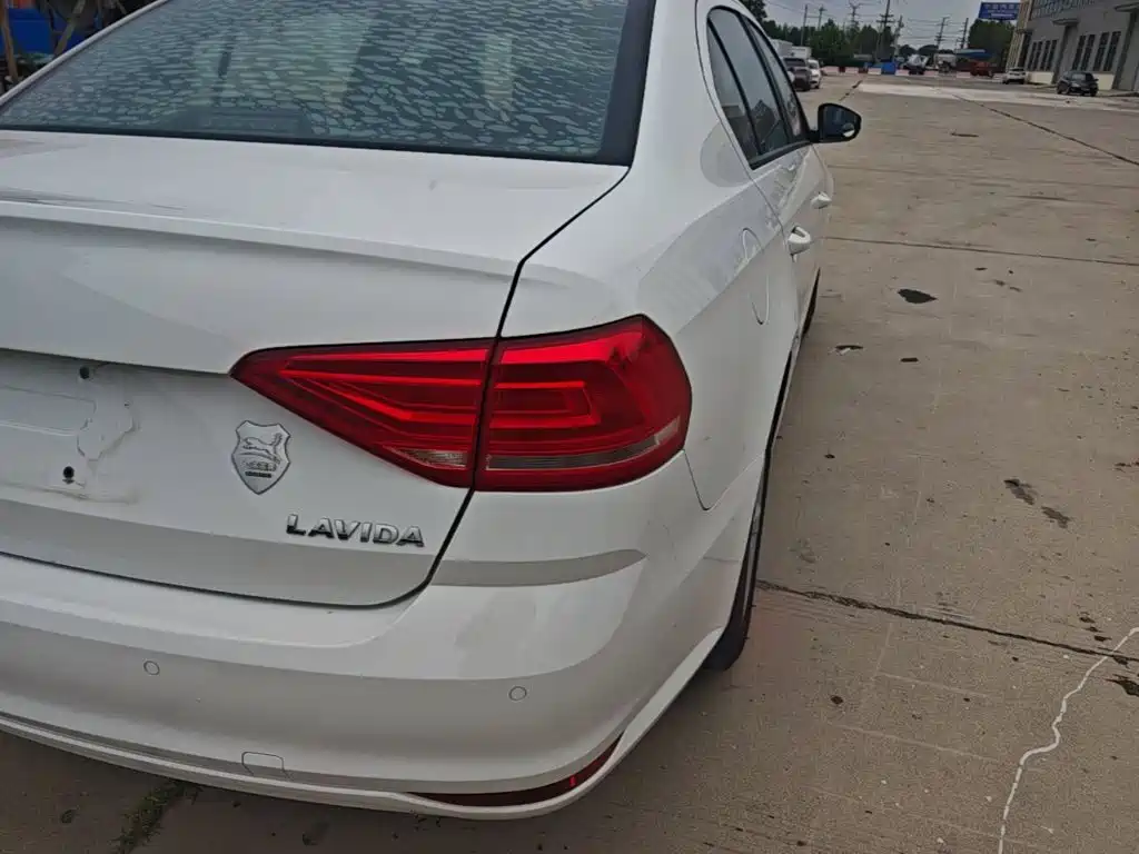 Volkswagen Lavida — миниатюра 24