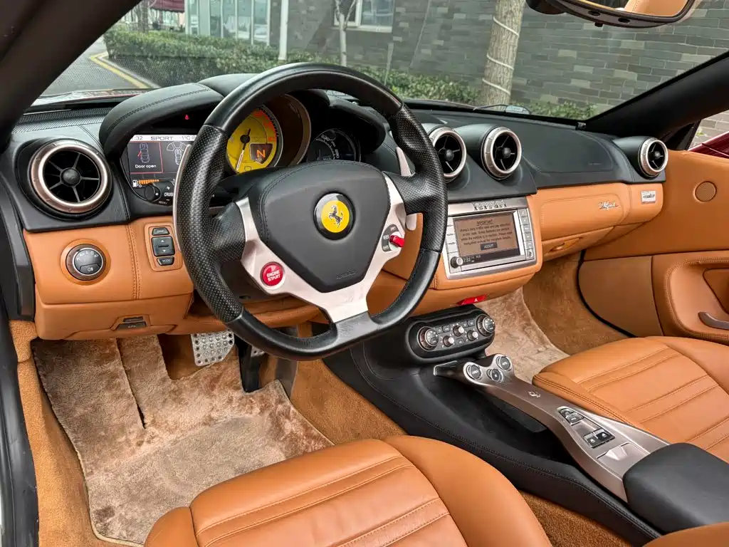 Ferrari California T — миниатюра 8