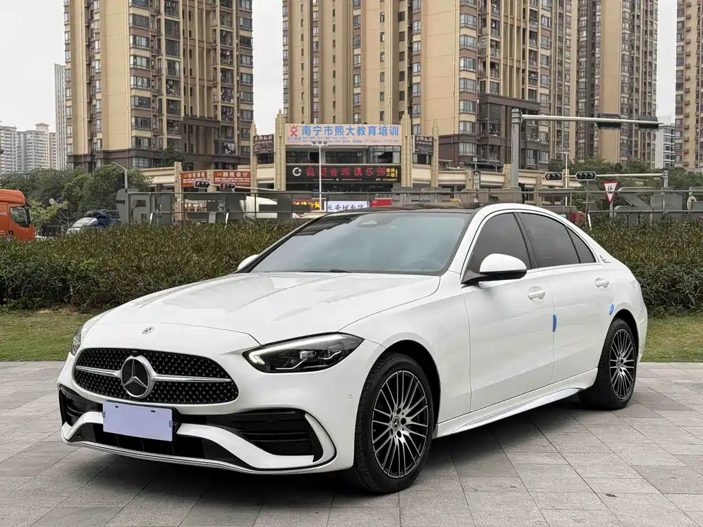 Mercedes-Benz C-Class 2022