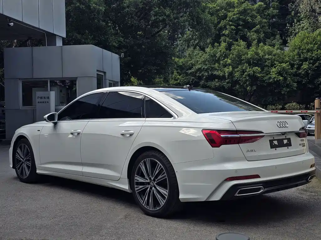 Audi A6L — миниатюра 4