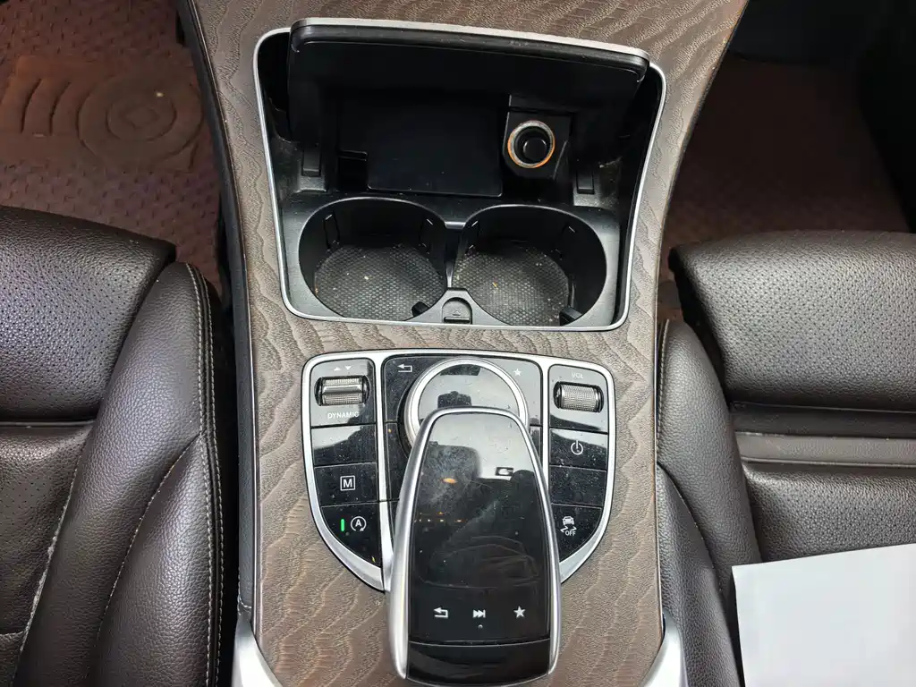 Mercedes-Benz GLC — миниатюра 11