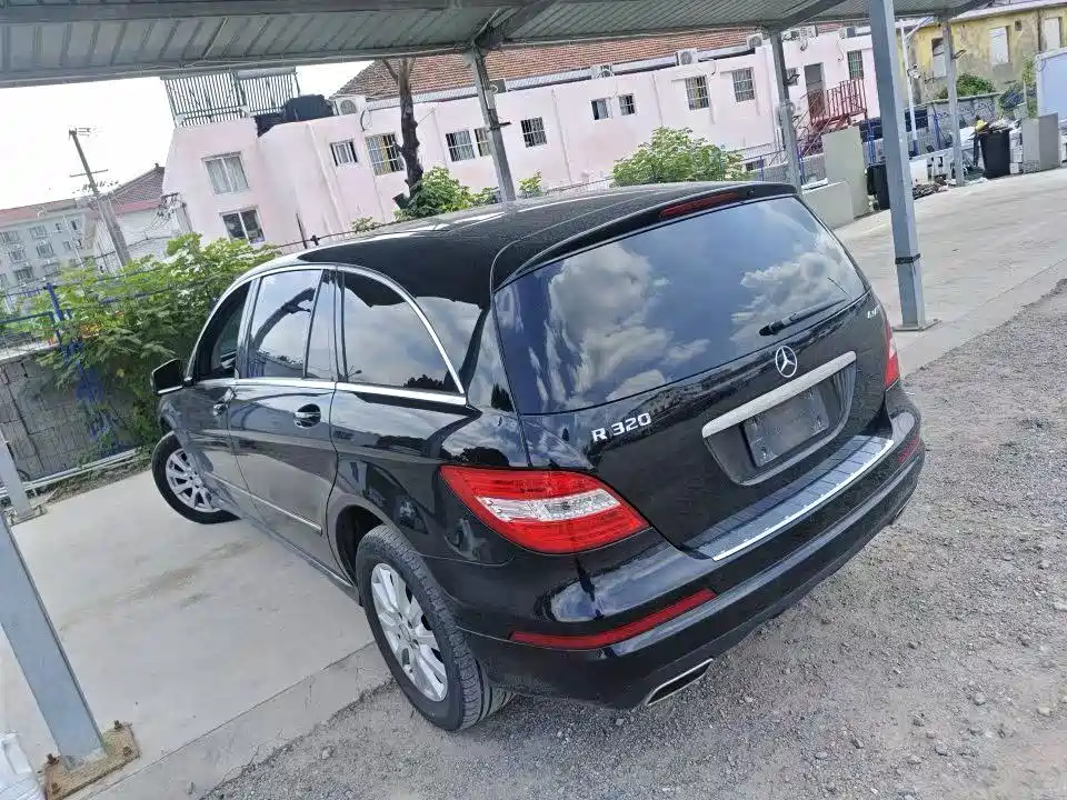 Mercedes-Benz R-Class — миниатюра 6