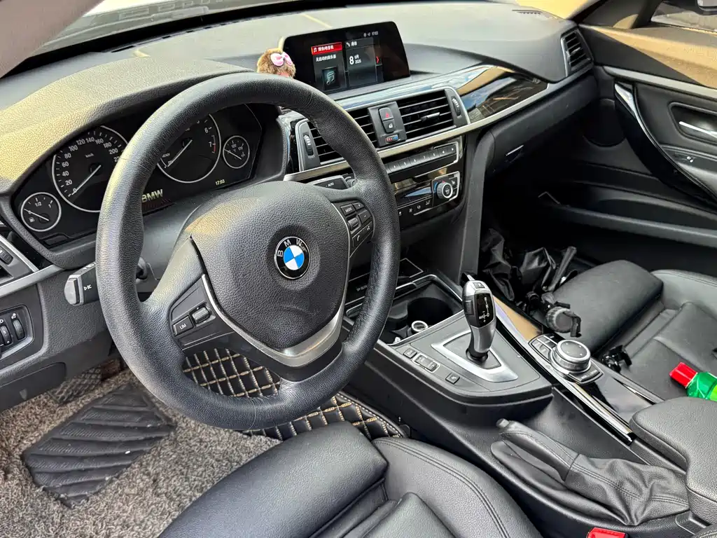 BMW 3 Series GT — миниатюра 9