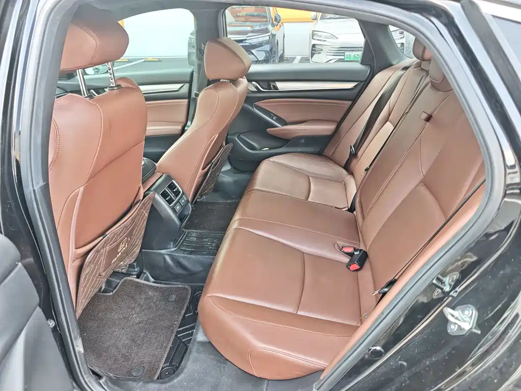 Honda Inspire — миниатюра 12