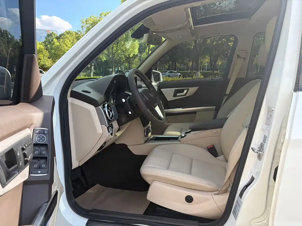Mercedes-Benz GLK-Class — миниатюра 7