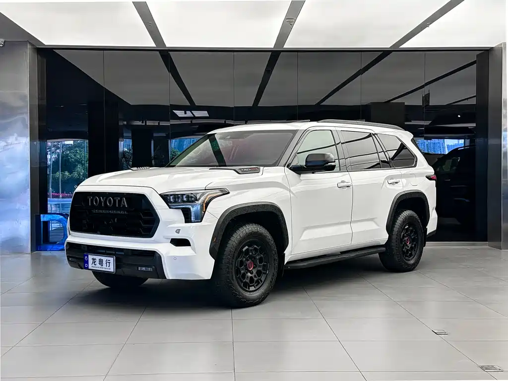 Toyota Sequoia 2023