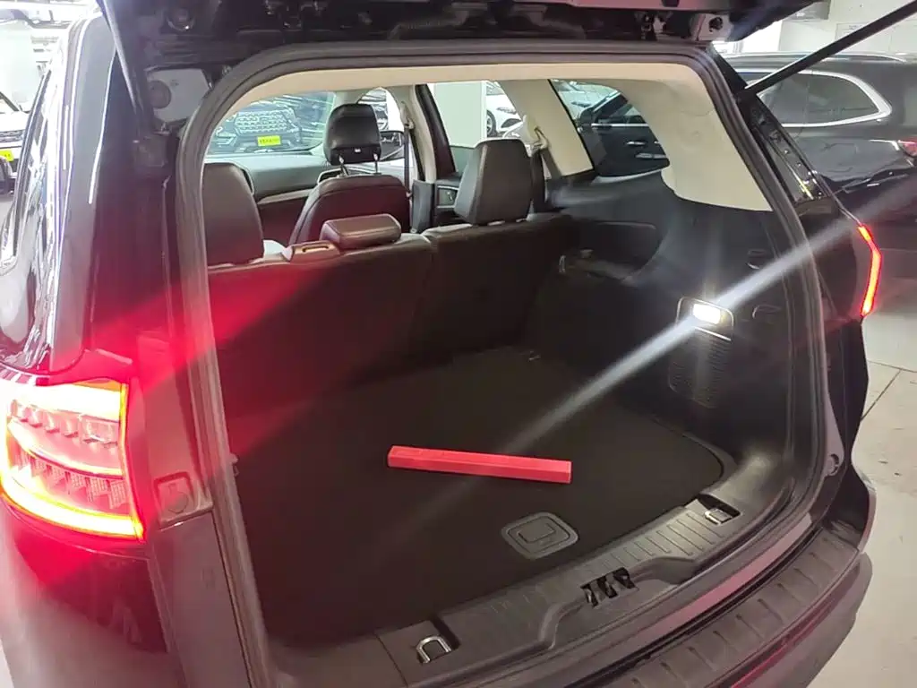 Ford Edge — миниатюра 19