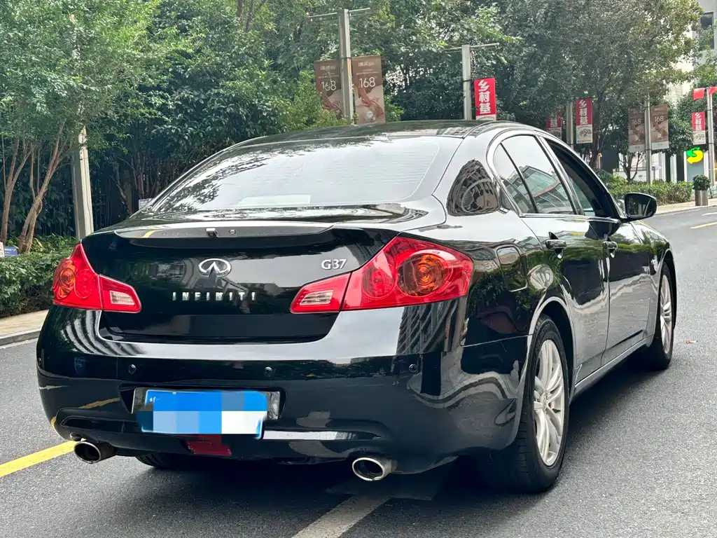 Infiniti G — миниатюра 3