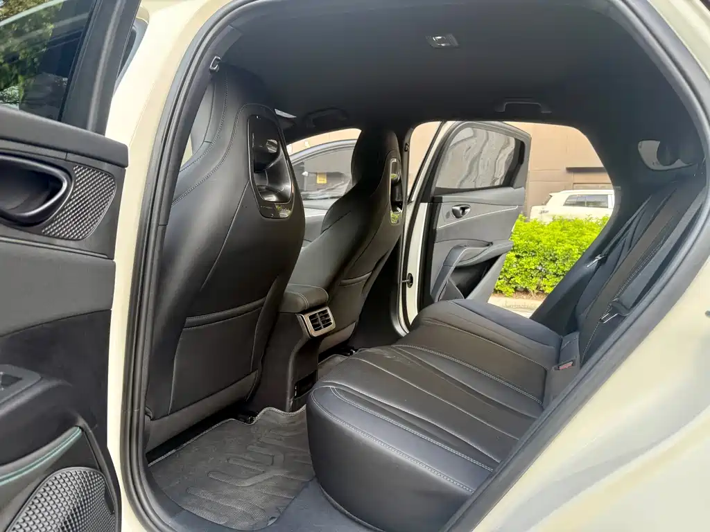 BYD Seal 06 — миниатюра 8