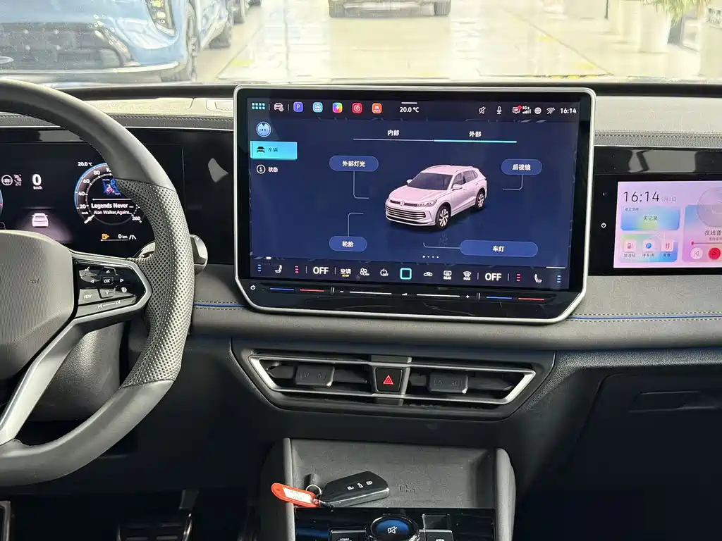 Volkswagen Tiguan L — миниатюра 11