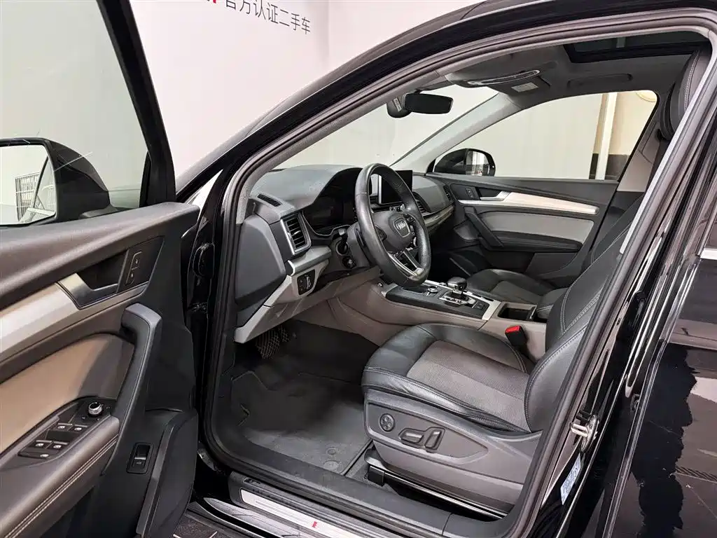 Audi Q5L 2018 40 TFSI Fashion VI