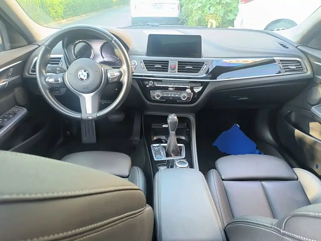 BMW 1 Series — миниатюра 10