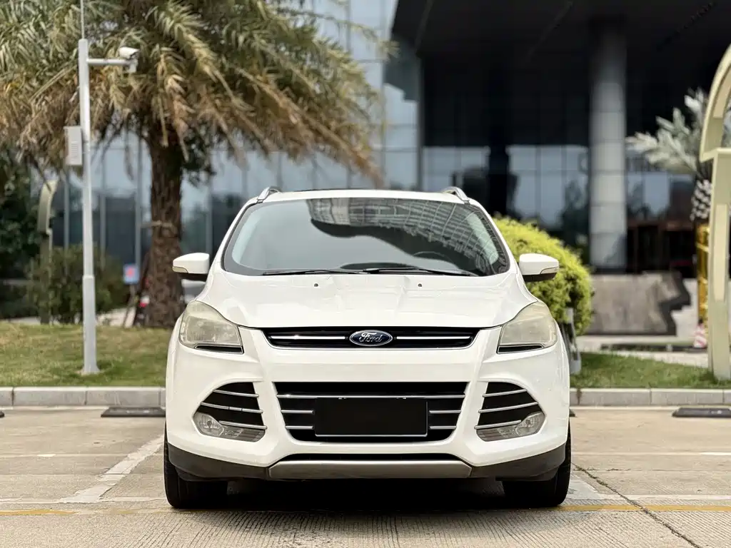 Ford Kuga — миниатюра 2
