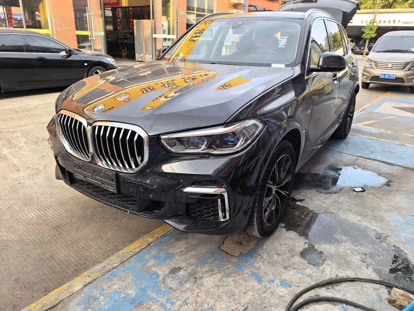 宝马X5 2022款 xDrive 30Li 尊享型M运动套装 2022