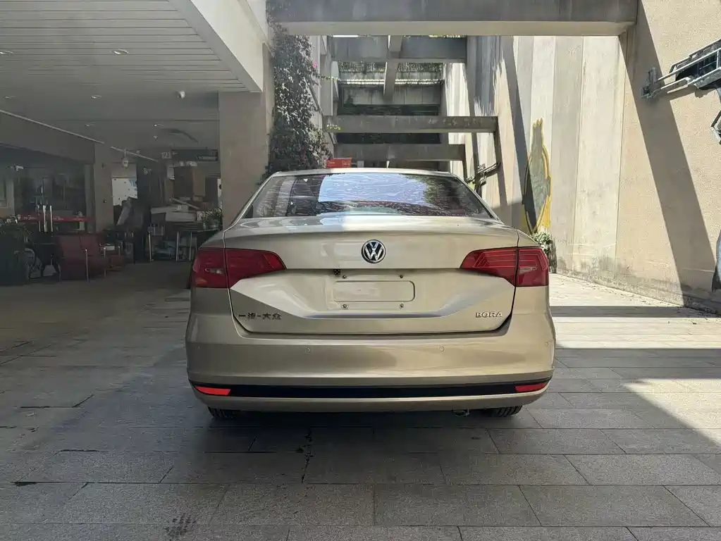 Volkswagen Bora — миниатюра 5