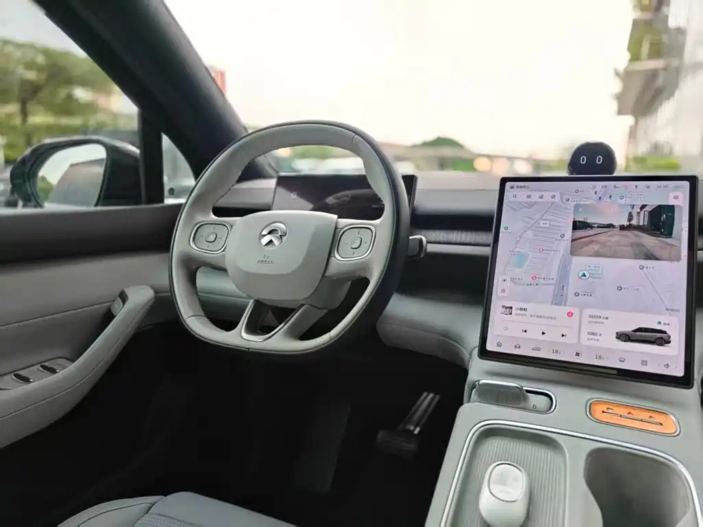 NIO ES6 — миниатюра 7