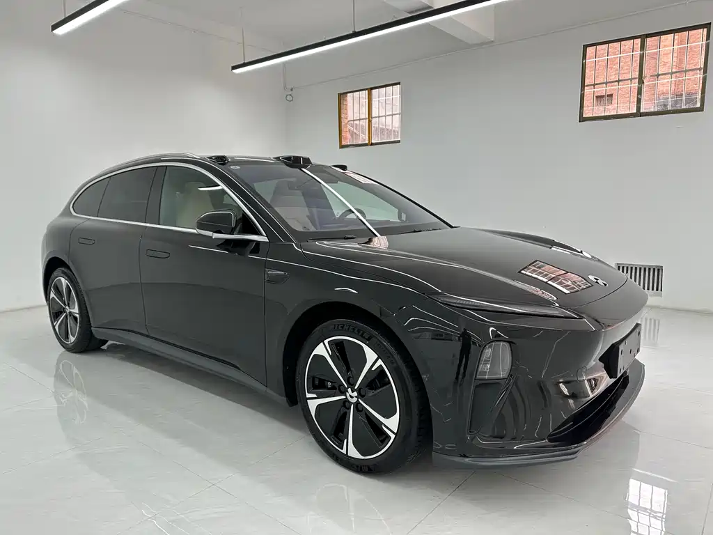 NIO NIO ET5T