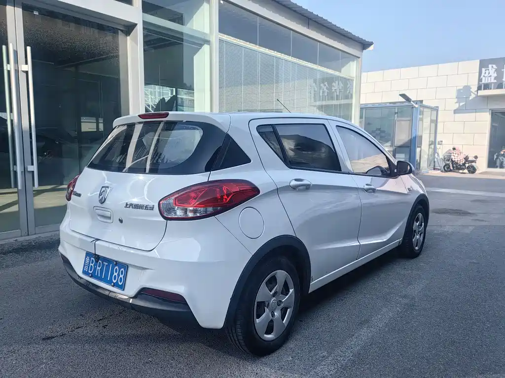 BAOJUN 310
