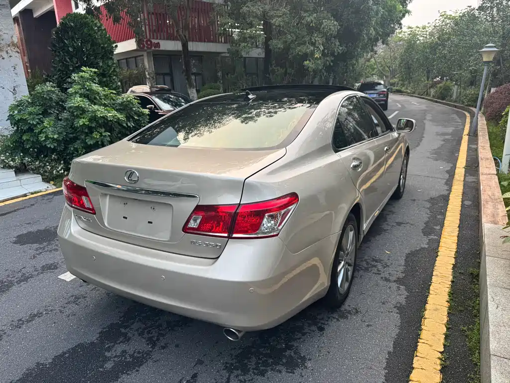 Lexus ES 2010 240 Luxury