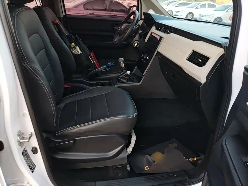 Wuling Hongguang PLUS — миниатюра 25