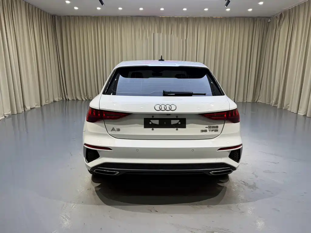 Audi A3 2023 Sportback 35 TFSI Fashion Sport