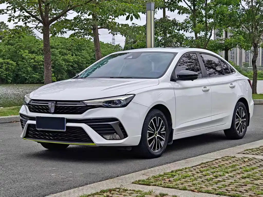 Roewe i5