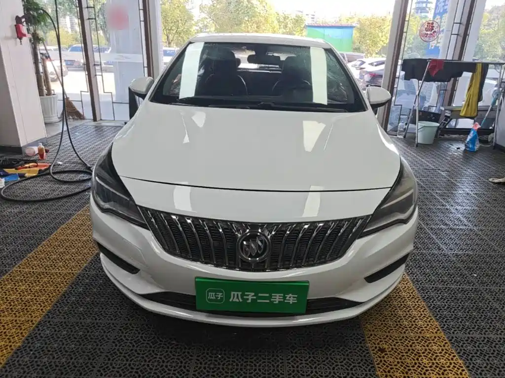 Buick Verano — миниатюра 3