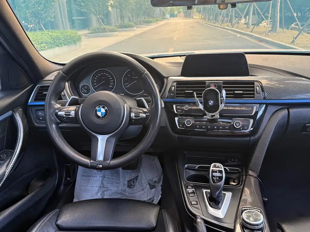 BMW 3 Series — миниатюра 15