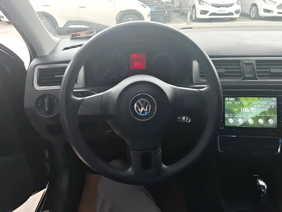 Volkswagen Santana — миниатюра 15