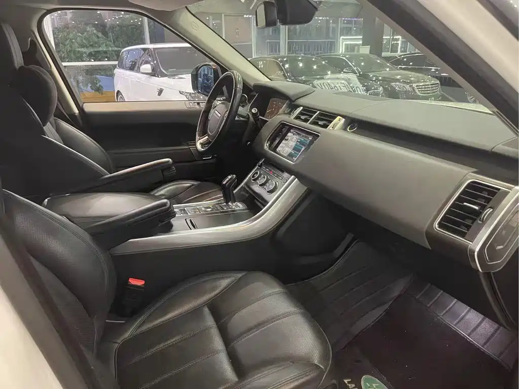 Land Rover Sport — миниатюра 8