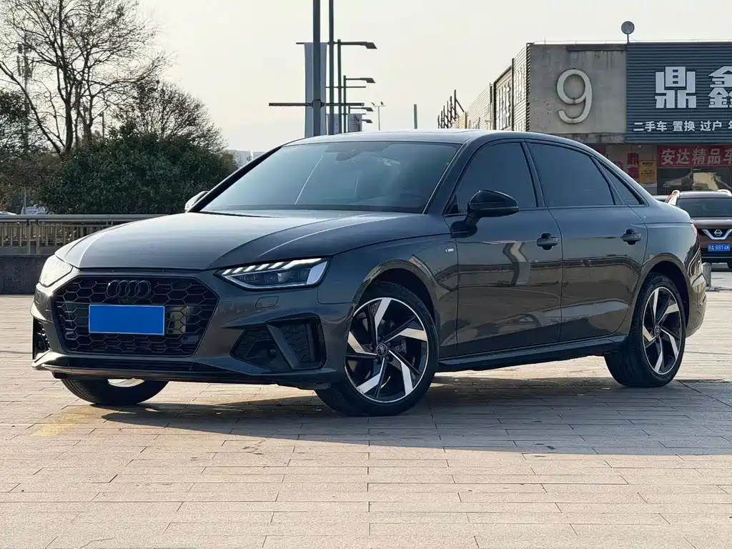 Audi A4L 2023