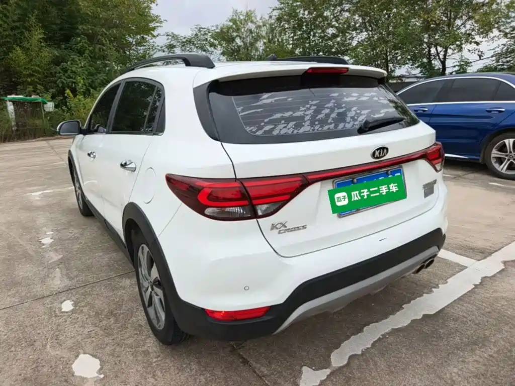 Kia KX Cross — миниатюра 5
