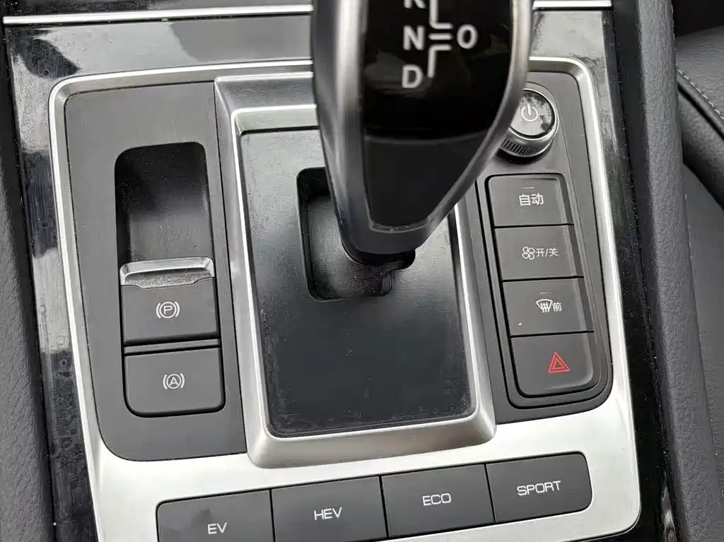 BYD MAX New Energy — миниатюра 19